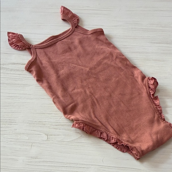GAP Ruffled Kids Bodysuit - Rust - Picture 4 of 5